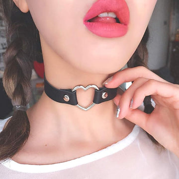 Heart Bondage Collar